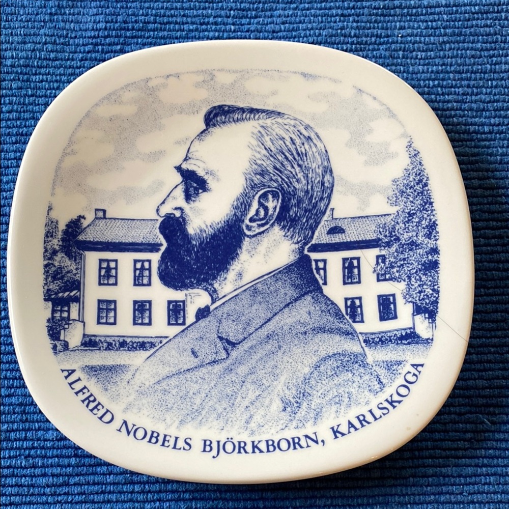 Stunning Rörstrand Collectible Plate of Alfred Nobles - 🔬🧪